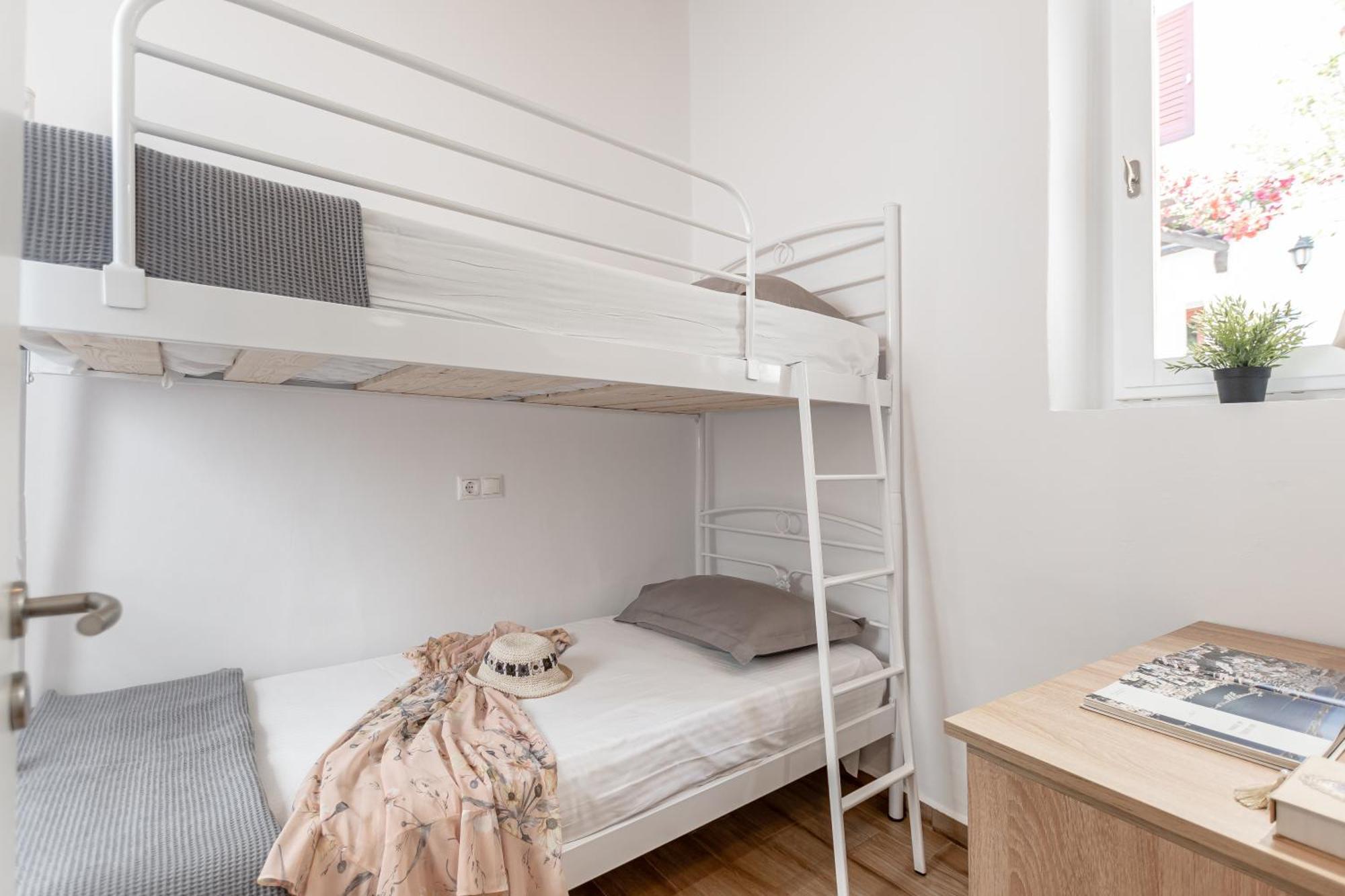 Venetian Suites III Naxos City Εξωτερικό φωτογραφία